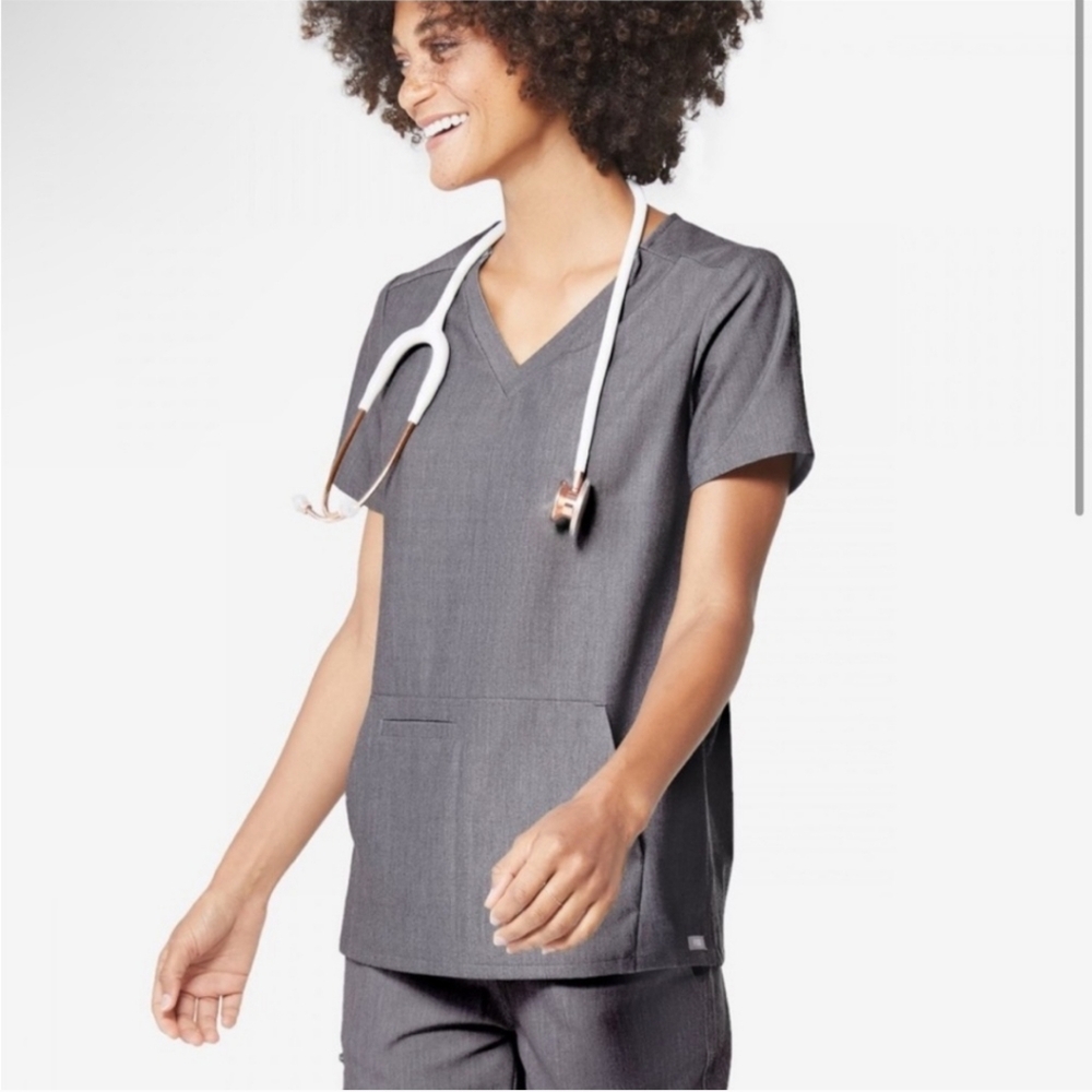 Figs Graphite Pacora Scrub Top